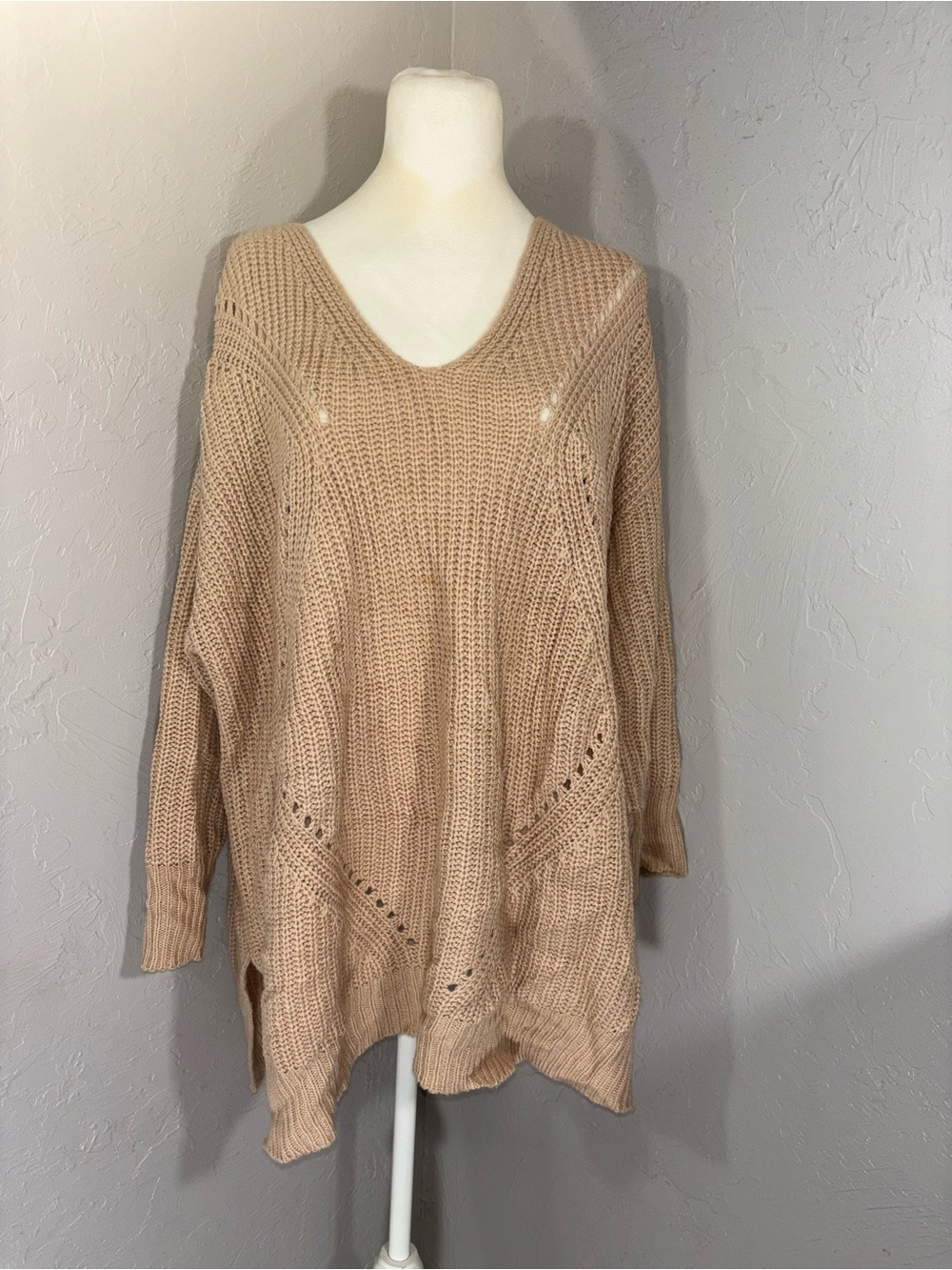 Oversized V-Neck Knit Sweater in Beige